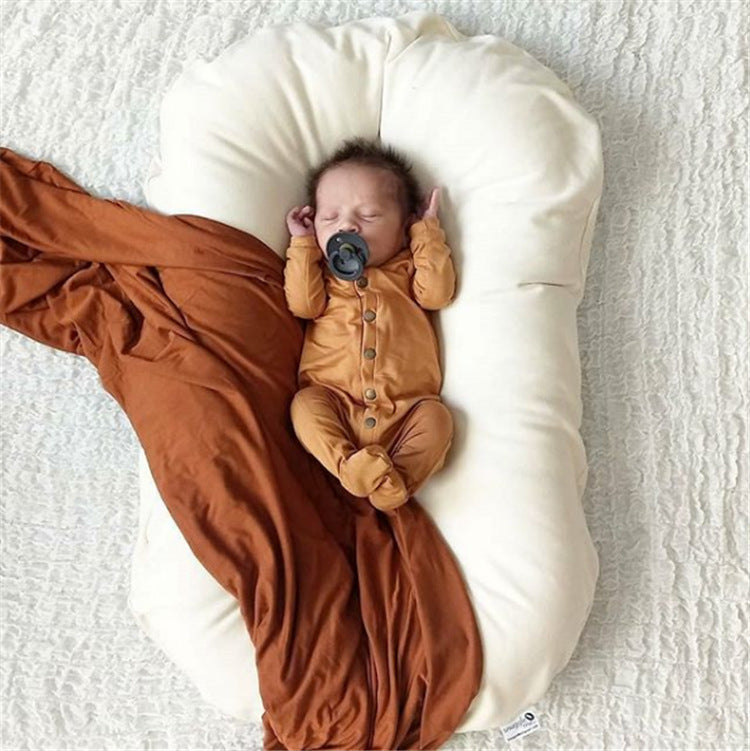 Protective Baby PillowOverview:

Portable and washable

 Suitable for various sleeping positions of the baby
 


 Simulate the warm womb of the mother, bring a full sense of security to bKidsesdeepeeEsdeepeeProtective Baby PillowProtective Baby Pillow