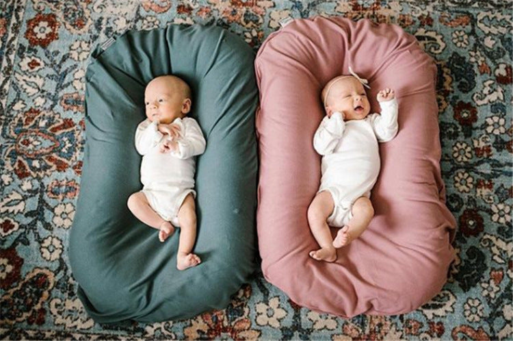 Protective Baby PillowOverview:

Portable and washable

 Suitable for various sleeping positions of the baby
 


 Simulate the warm womb of the mother, bring a full sense of security to bKidsesdeepeeEsdeepeeProtective Baby PillowProtective Baby Pillow