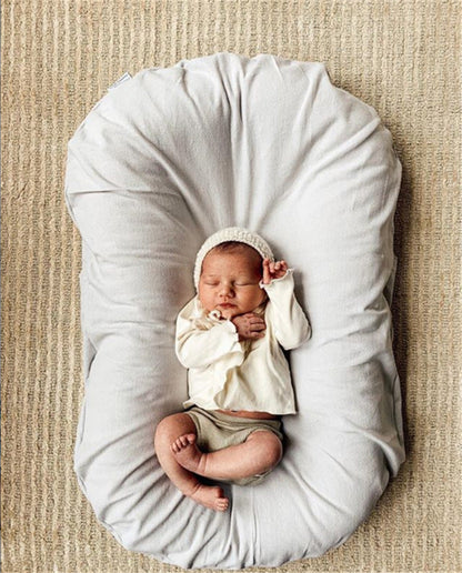 Protective Baby PillowOverview:

Portable and washable

 Suitable for various sleeping positions of the baby
 


 Simulate the warm womb of the mother, bring a full sense of security to bKidsesdeepeeEsdeepeeProtective Baby PillowProtective Baby Pillow