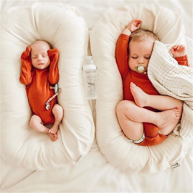 Protective Baby PillowOverview:

Portable and washable

 Suitable for various sleeping positions of the baby
 


 Simulate the warm womb of the mother, bring a full sense of security to bKidsesdeepeeEsdeepeeProtective Baby PillowProtective Baby Pillow