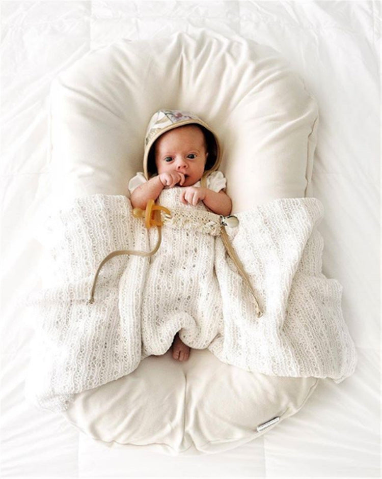 Protective Baby PillowOverview:

Portable and washable

 Suitable for various sleeping positions of the baby
 


 Simulate the warm womb of the mother, bring a full sense of security to bKidsesdeepeeEsdeepeeProtective Baby PillowProtective Baby Pillow